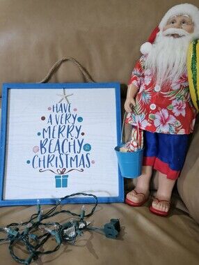Very Beachy Christmas - Santa And Sign